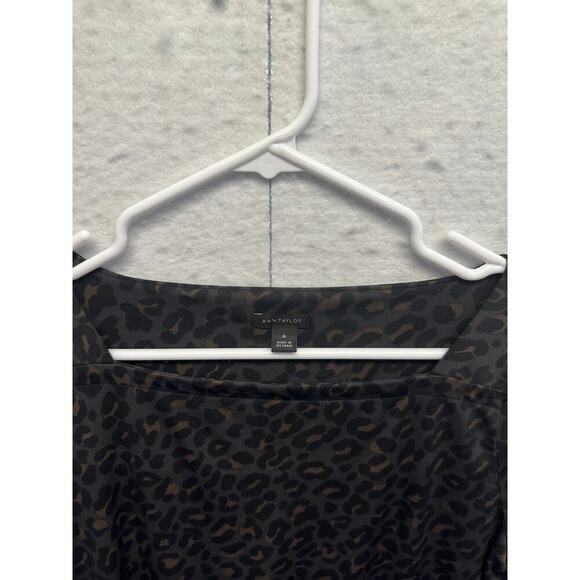 Ann Taylor Long Sleeve Square Neck Animal Print Women Blouse Size Med - Picture 3 of 8